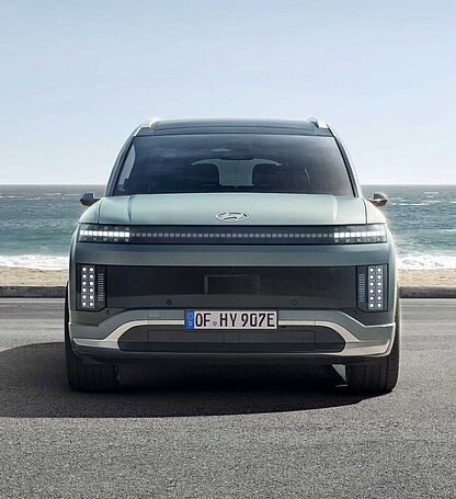 hyundai-ioniq-9-front-10801080