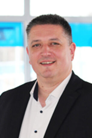 Michael-Cornelius_Profilbild-webseite